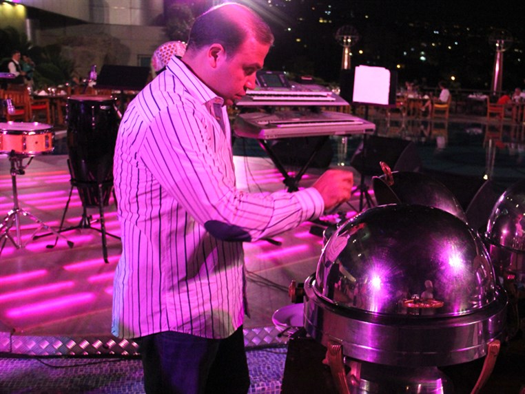 Royal BBQ By the Pool